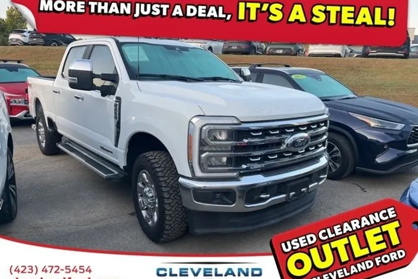 2023 Ford F-250 Lariat photo 1