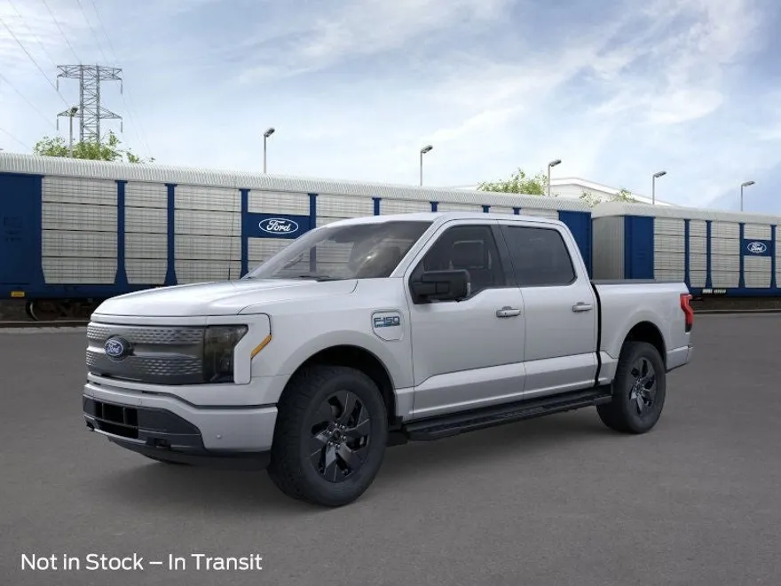2025 Ford F-150 Lightning photo 1