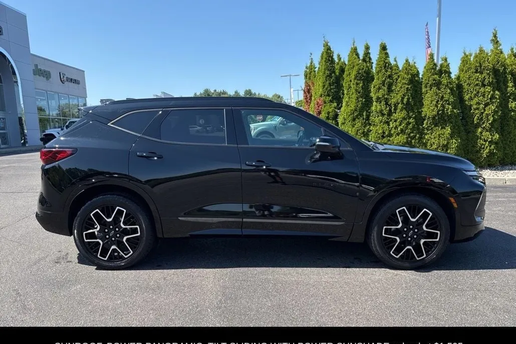 2024 Chevrolet Blazer RS photo 1