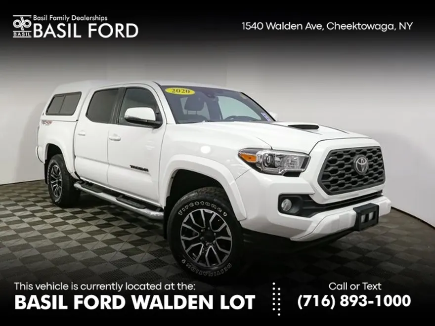 2020 Toyota Tacoma TRD Sport photo 1
