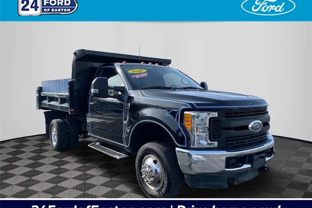 2017 Ford F-350 XL photo 1