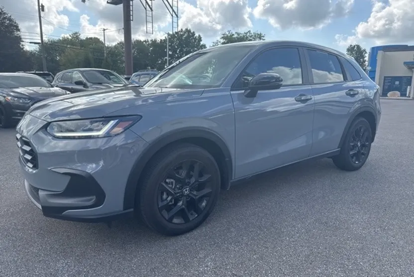 2025 Honda HR-V Sport photo 1