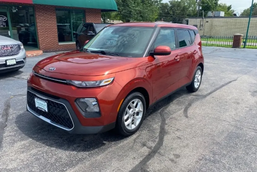2021 Kia Soul S photo 1