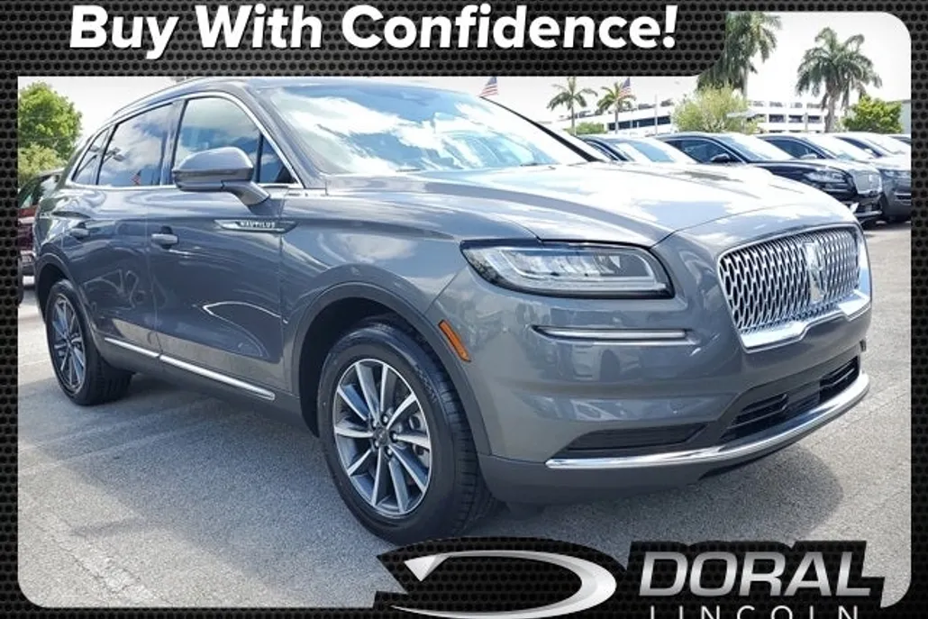 2021 Lincoln Nautilus Standard photo 1
