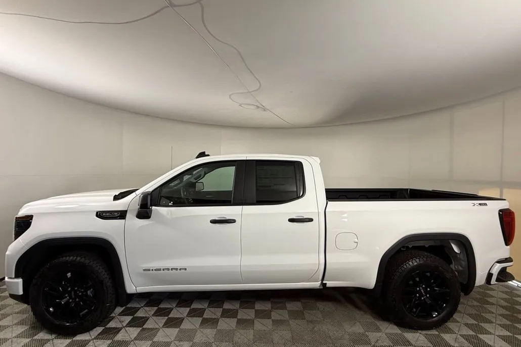 2025 Gmc Sierra 1500 Pro photo 1