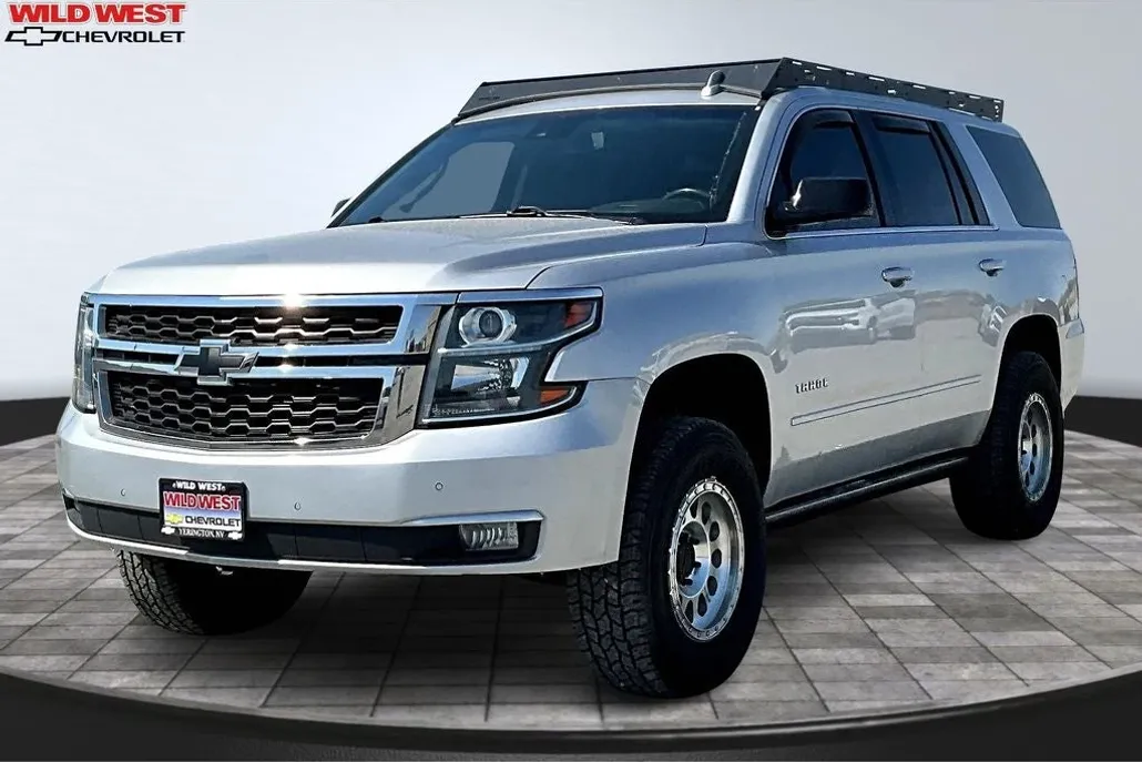 2017 Chevrolet Tahoe Premier photo 1