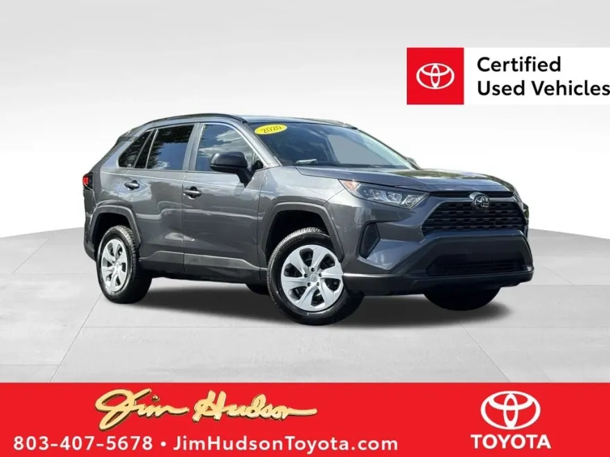 2020 Toyota RAV4 LE photo 1