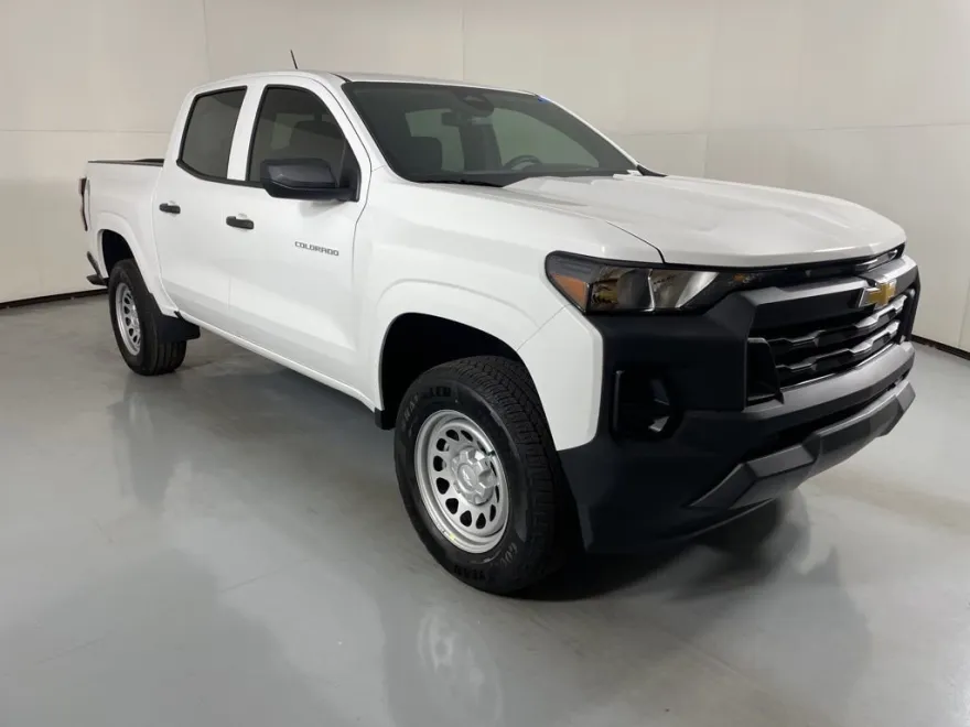 2026 Chevrolet Colorado Work Truck photo 1