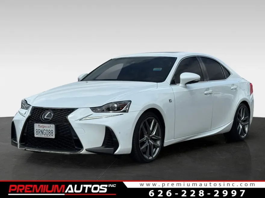 2020 Lexus IS 300 F SPORT photo 1