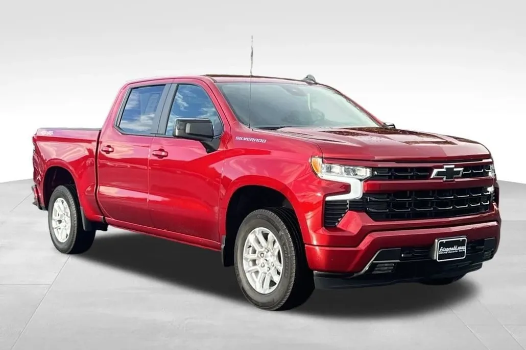 2022 Chevrolet Silverado 1500 RST photo 1