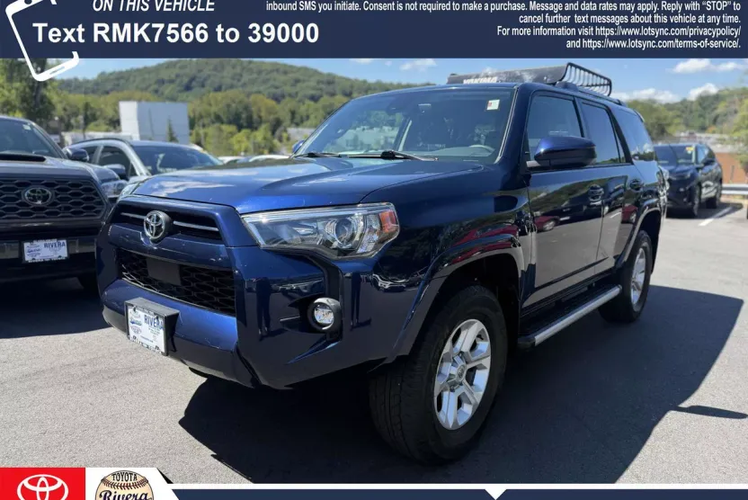 2022 Toyota 4Runner SR5 4WD photo 1