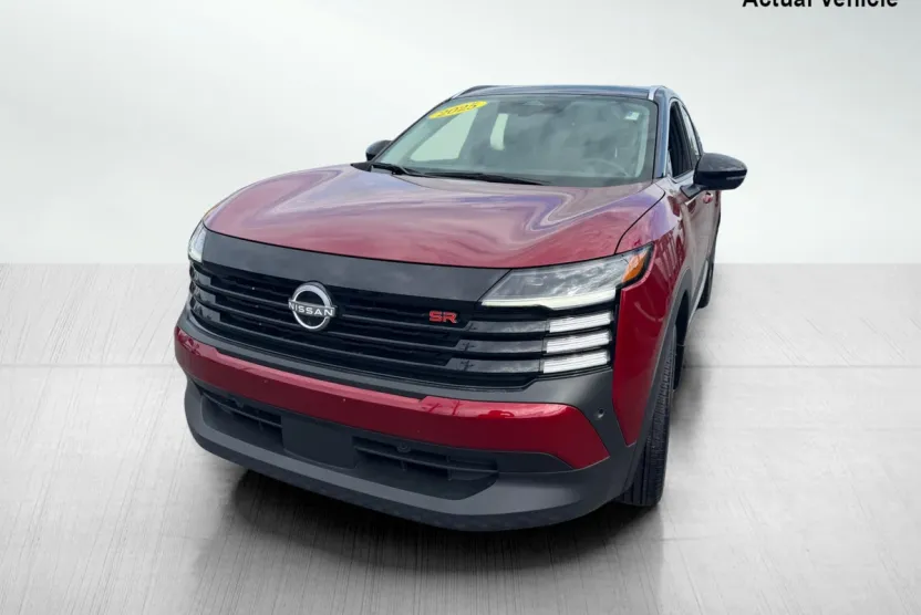 2025 Nissan Kicks SR photo 1