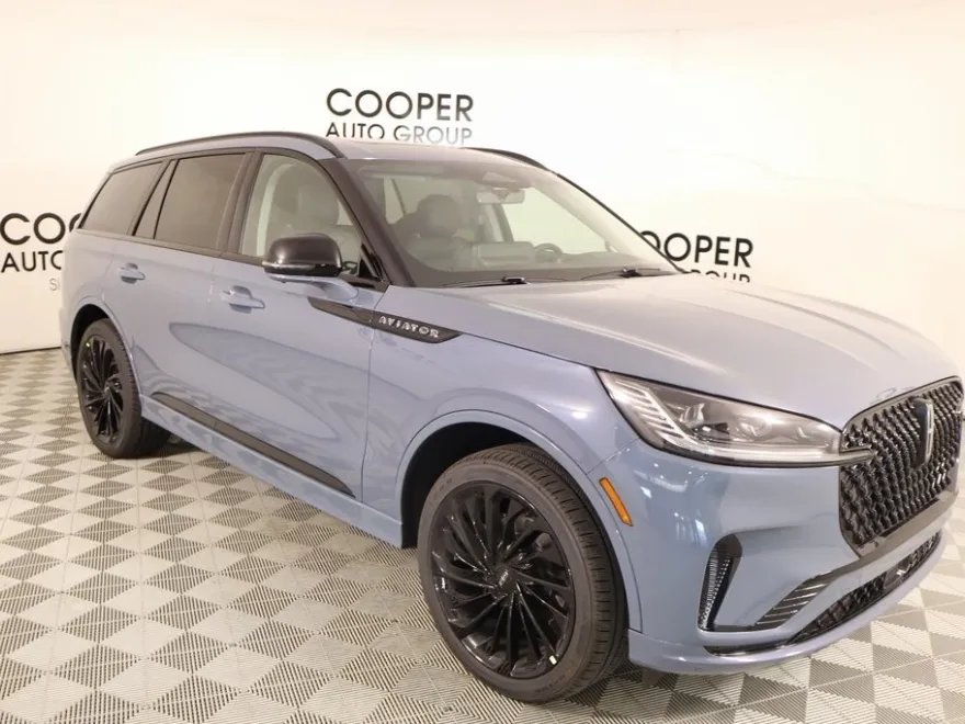 2025 Lincoln Aviator Reserve photo 1