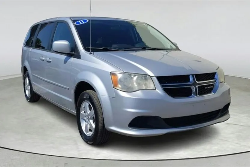 2011 Dodge Grand Caravan Mainstreet photo 1