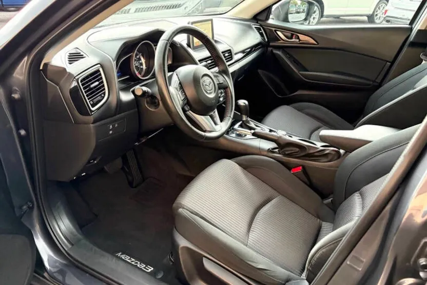 2016 Mazda Mazda3 Touring photo 1