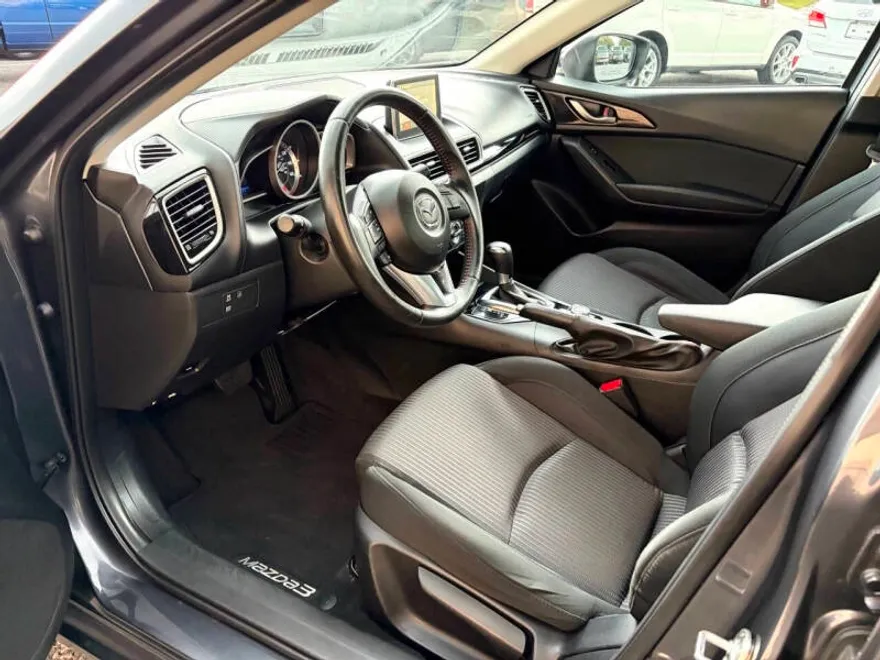 2016 Mazda Mazda3 Touring photo 1