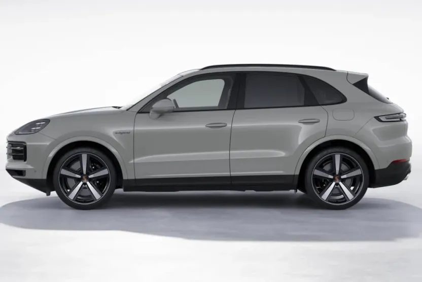 2026 Porsche Cayenne S E-Hybrid photo 1