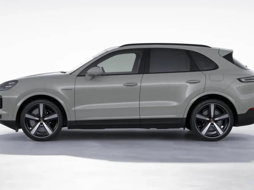 2026 Porsche Cayenne S E-Hybrid photo 1