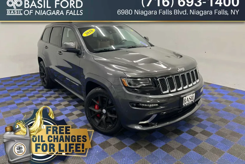 2016 Jeep Grand Cherokee SRT8 photo 1