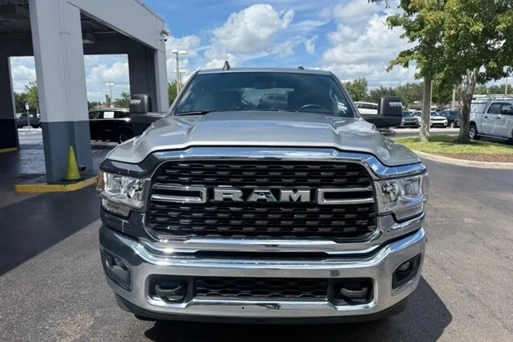 2024 Ram 2500 Big Horn photo 1
