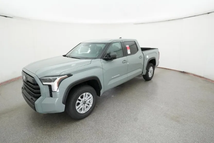 2026 Toyota Tundra SR5 CrewMax photo 1