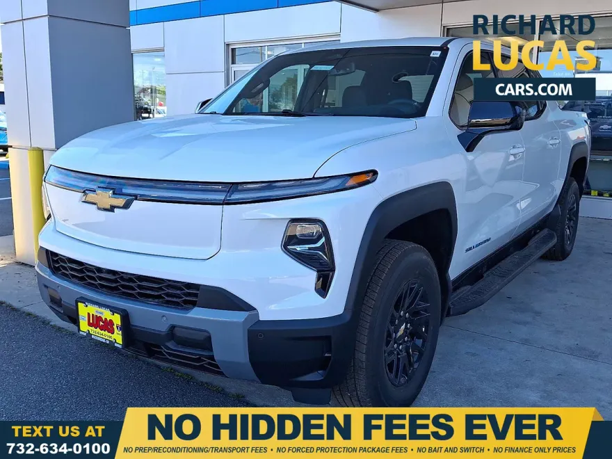 2026 Chevrolet Silverado EV LT photo 1