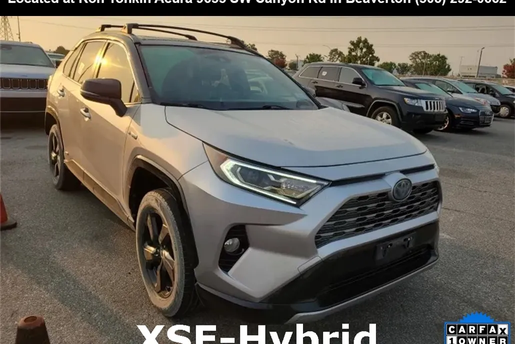 2019 Toyota RAV4 Hybrid XSE photo 1