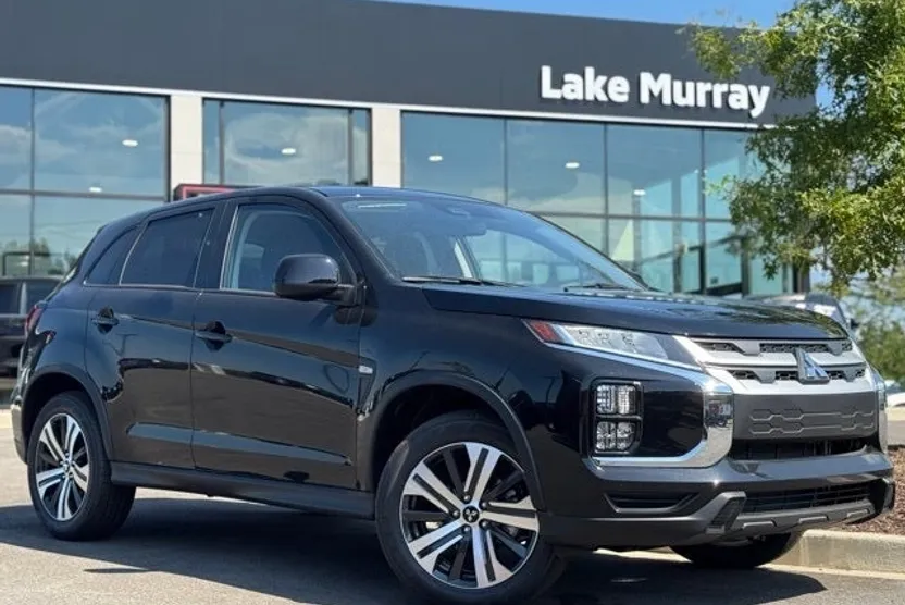 2025 Mitsubishi Outlander Sport ES SE LE photo 1