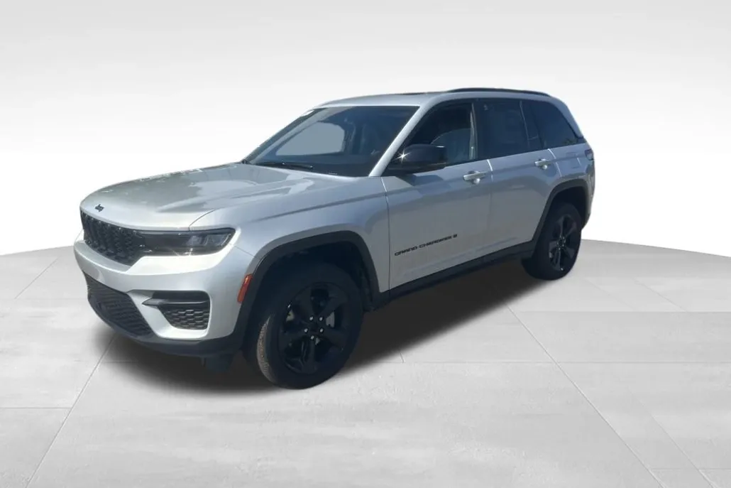 2025 Jeep Grand Cherokee Altitude X photo 1