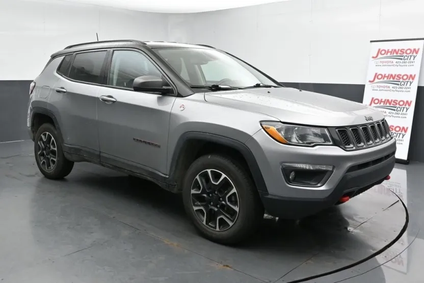 2020 Jeep Compass Trailhawk photo 1