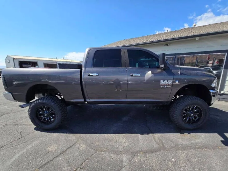 2016 Ram 2500 SLT photo 1