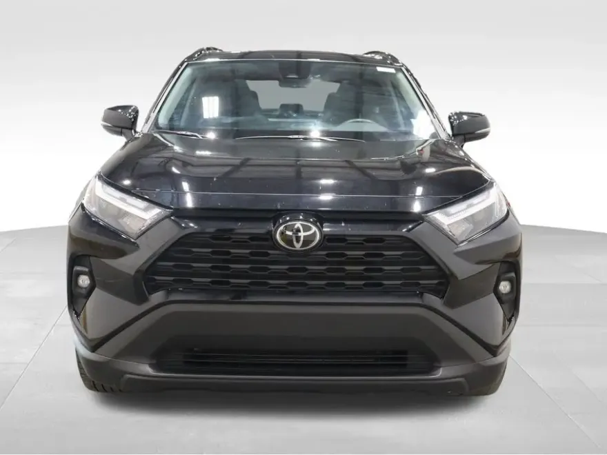 2024 Toyota RAV4 XLE Premium photo 2