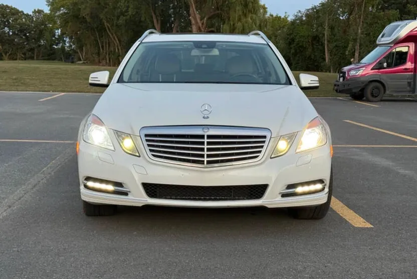 2012 Mercedes Benz E 350 Sport 4MATIC photo 1