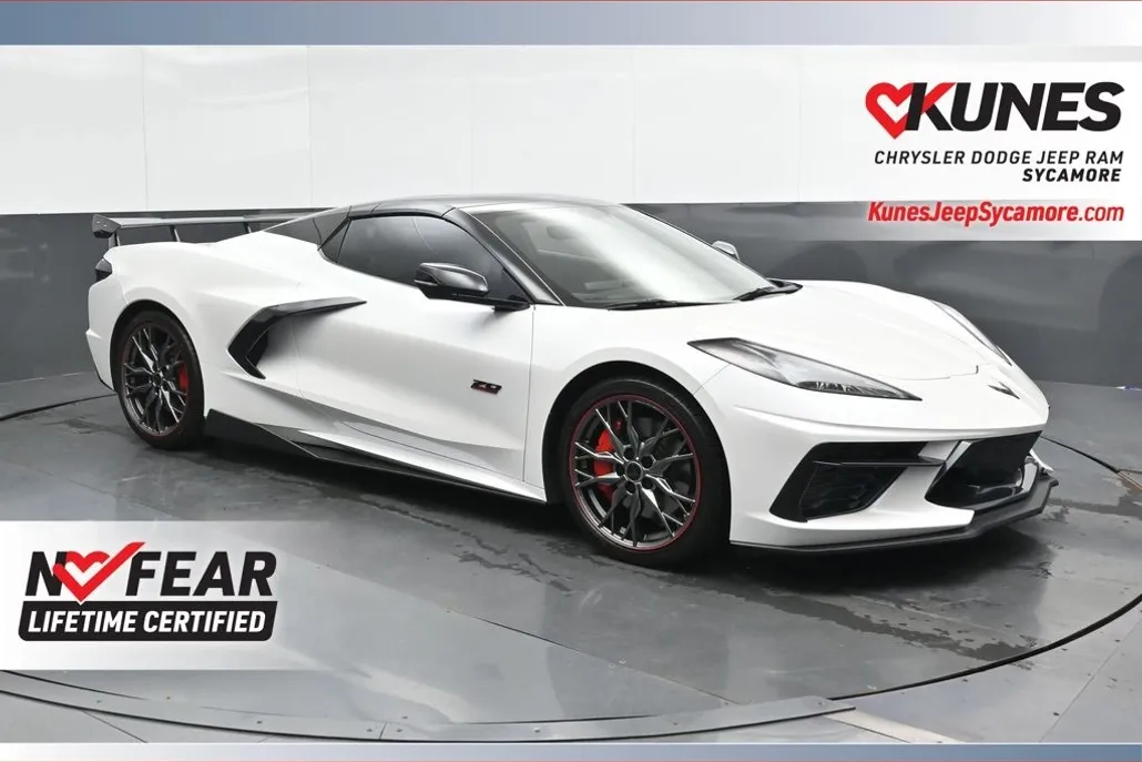 2023 Chevrolet Corvette Stingray 3LT photo 1