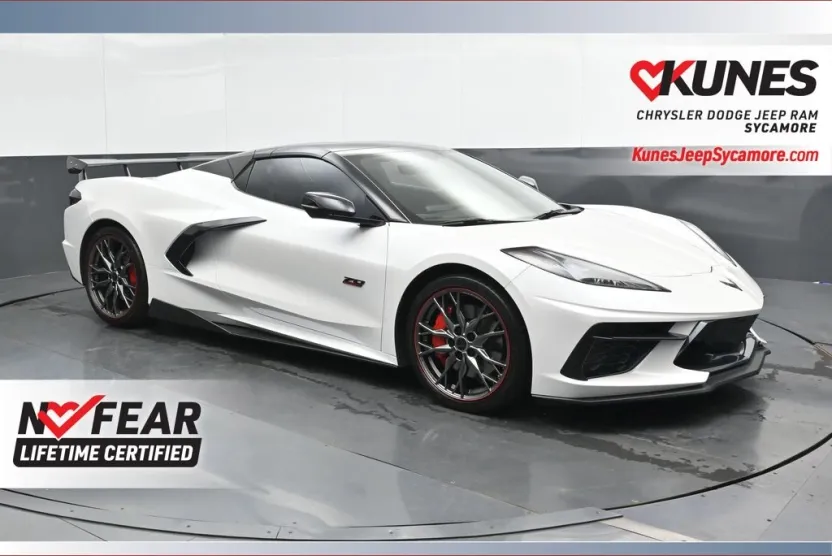 2023 Chevrolet Corvette Stingray 3LT photo 1