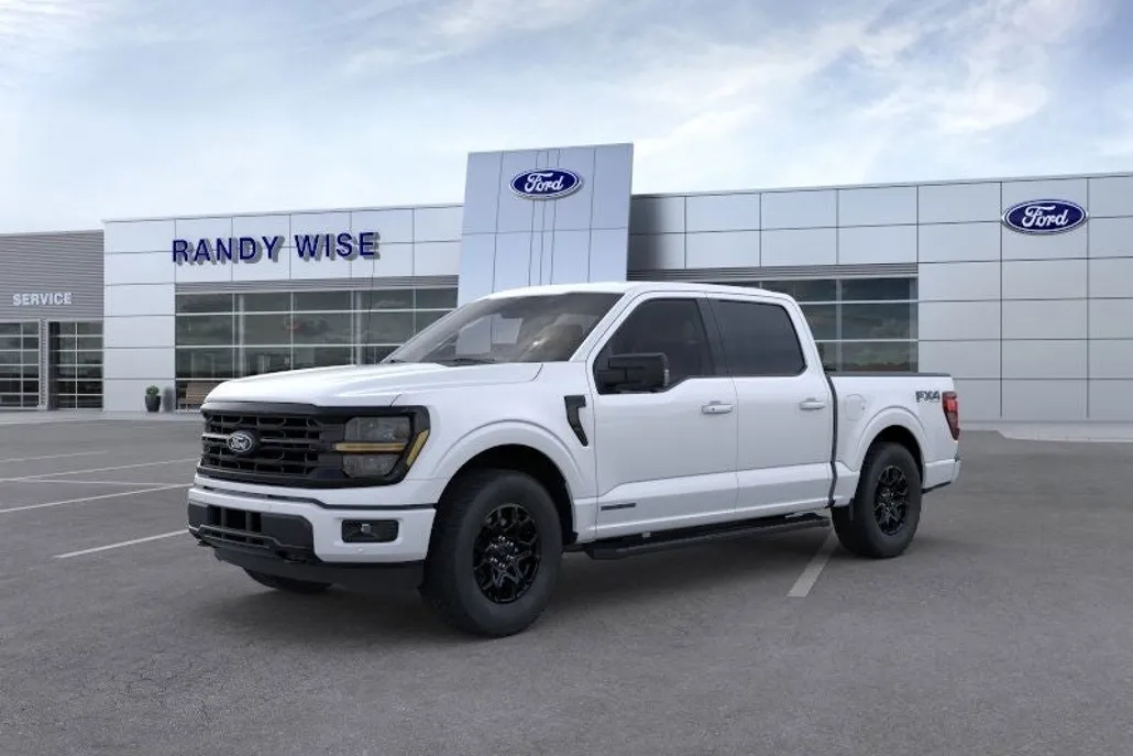 2025 Ford F-150 XLT photo 1