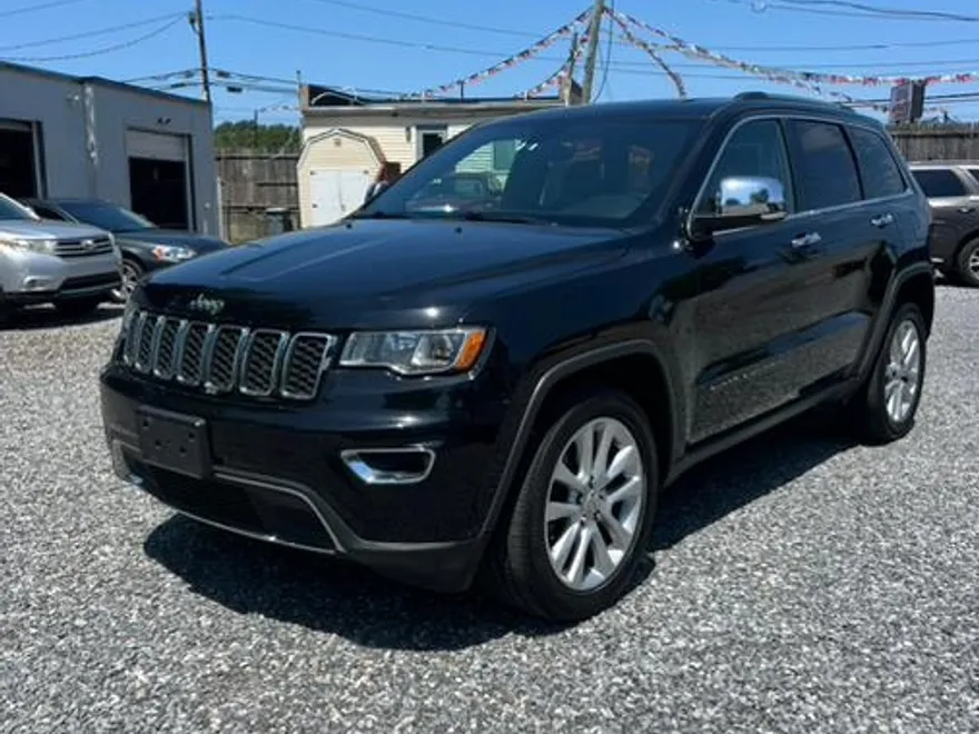 2017 Jeep Grand Cherokee Limited photo 1