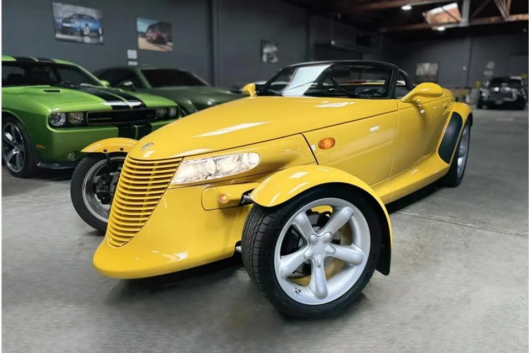 1999 Plymouth Prowler Roadster photo 1