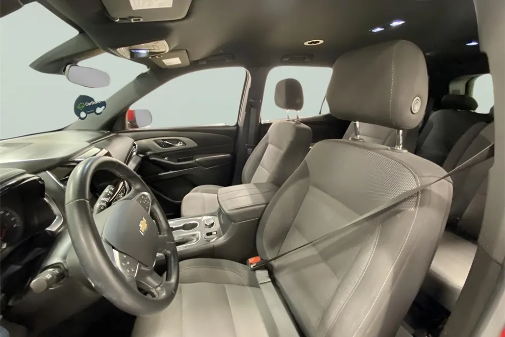 2023 Chevrolet Traverse Cloth photo 1