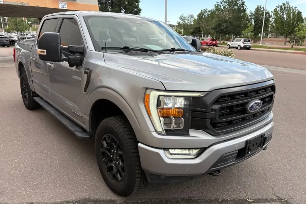 2022 Ford F-150 XLT photo 1