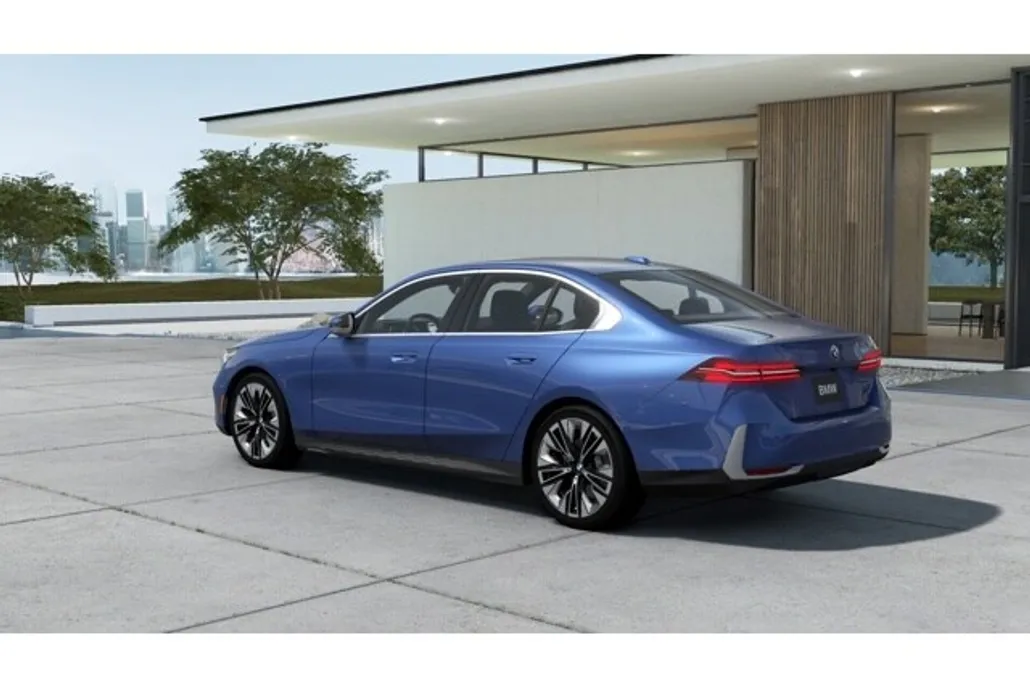 2026 Bmw 530i photo 1