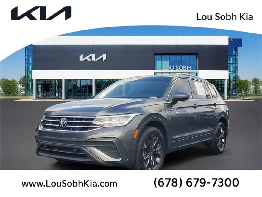 2023 Volkswagen Tiguan SE photo 1