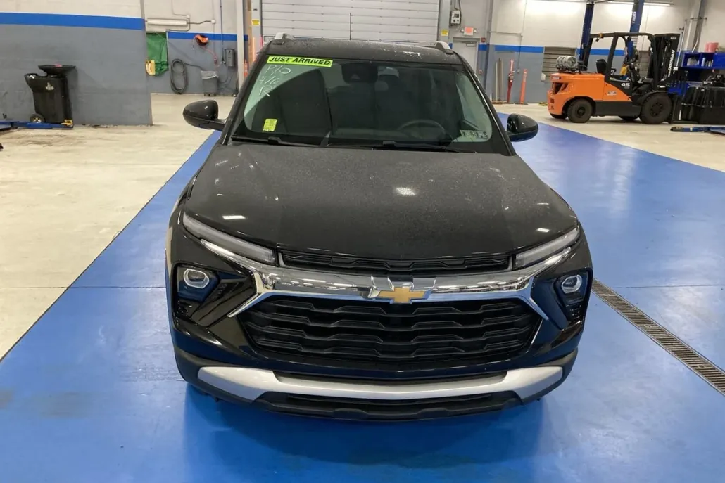 2024 Chevrolet Trailblazer LT photo 1