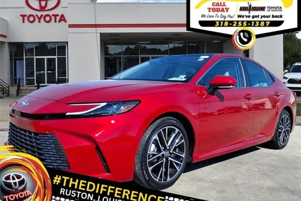 2025 Toyota Camry XLE photo 1