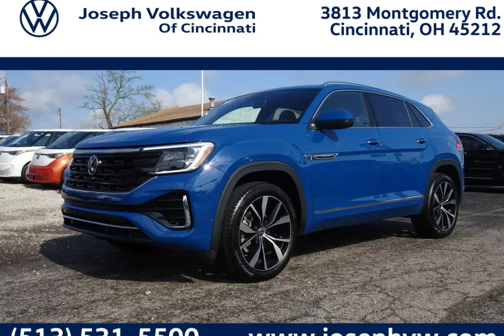 2025 Volkswagen Atlas Cross Sport SEL Premium R-Line photo 1