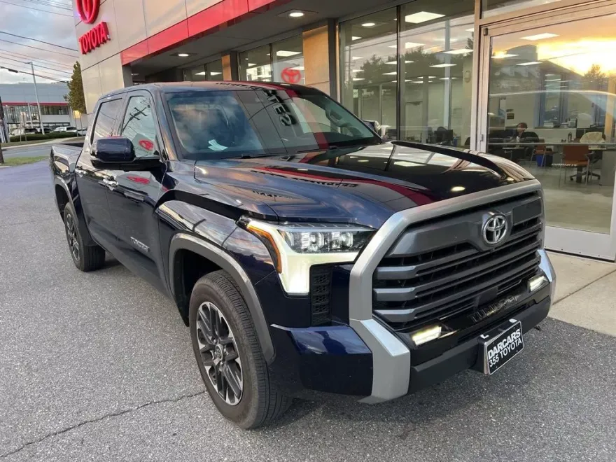 2023 Toyota Tundra Limited photo 1