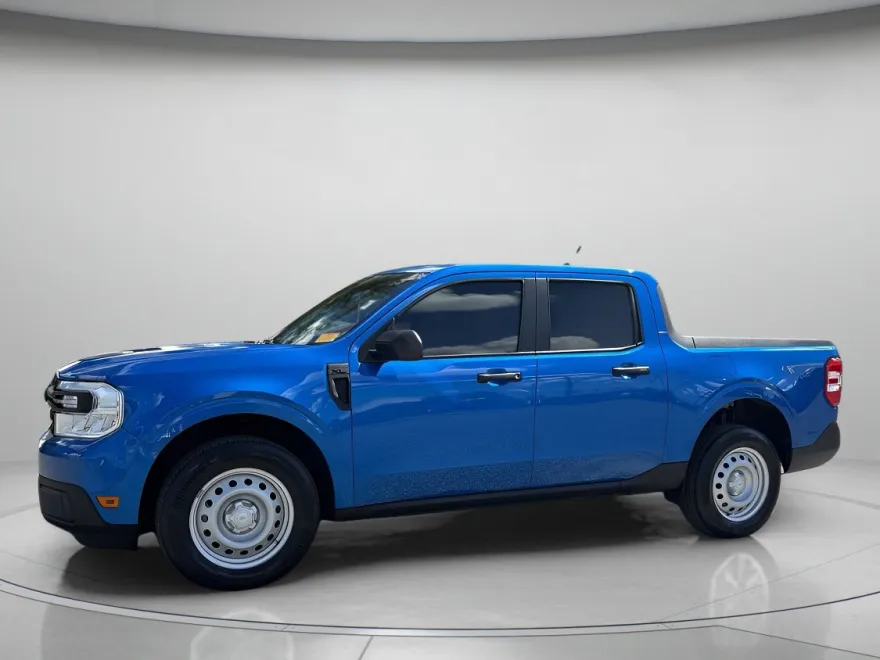 2022 Ford Maverick XL photo 1