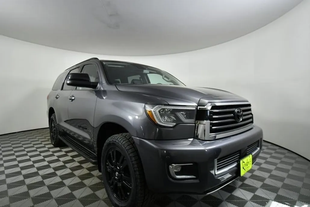 2021 Toyota Sequoia TRD Sport photo 1