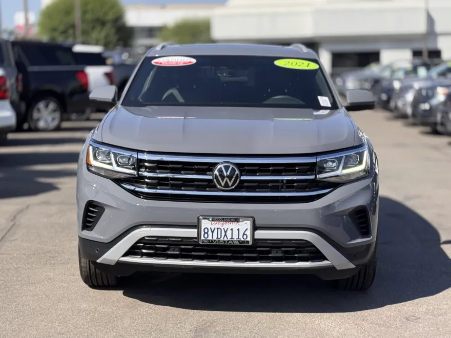2021 Volkswagen Atlas Cross Sport SE Technology photo 1