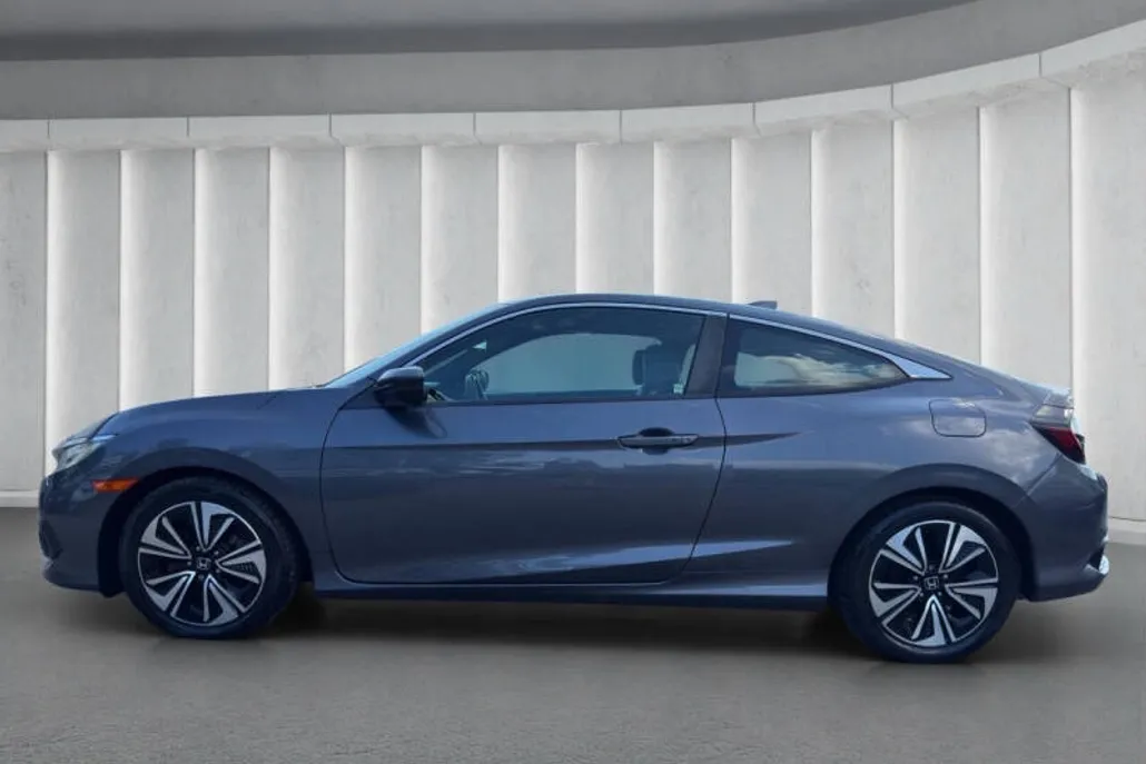 2016 Honda Civic EX-L photo 1